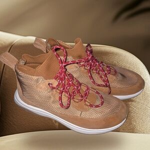 Nurture Response Elias Womens Boots